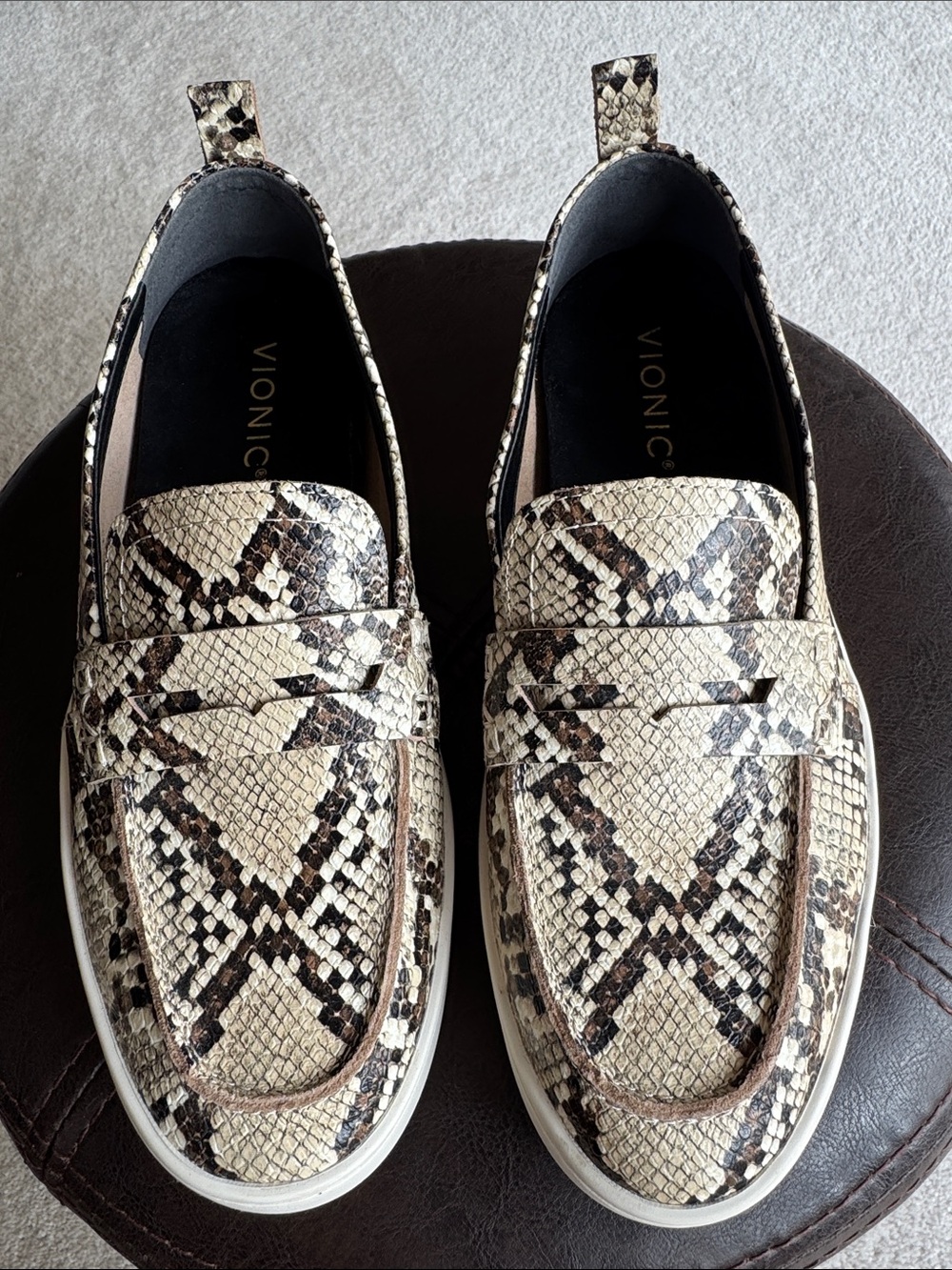 Vionic Uptown Snake-Print Loafers SZ 8 Wide